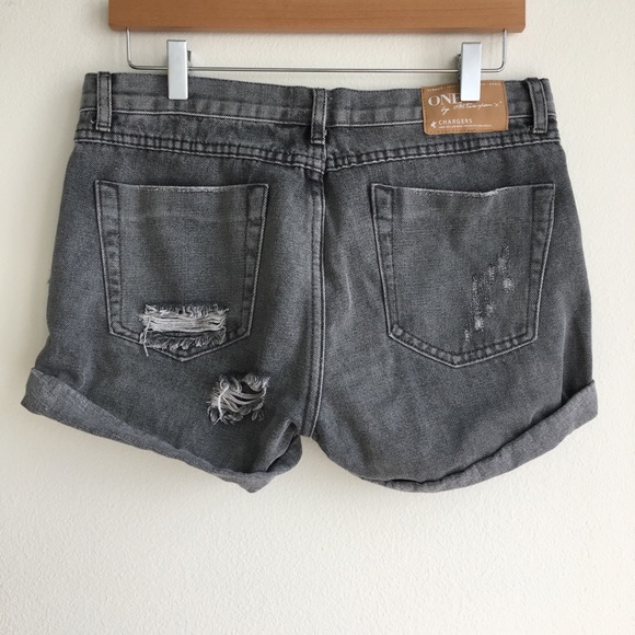 One Teaspoon Distressed Chargers - Picture 4 of 5